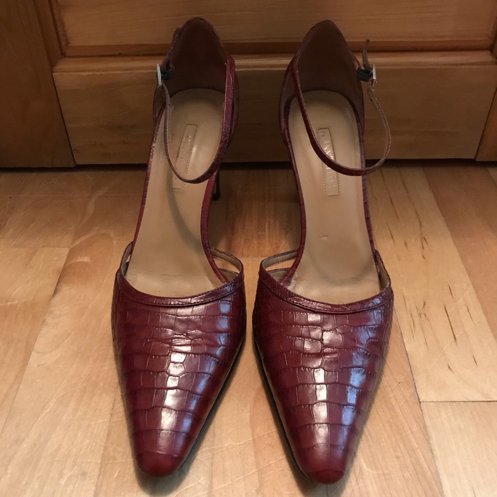 Red leather pointy toe heels